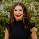 Dr. Erin Knierim