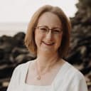Dr. Holly Cantrell