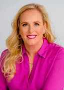 Dr. Nadine Egger