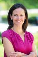 Dr. Nicole Brummer