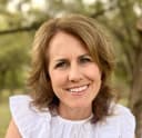 Dr. Traci Simons