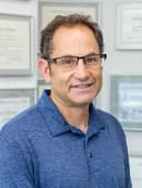Dr. Warren Schacter